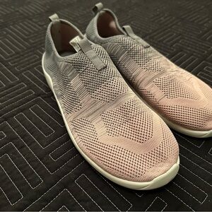Stylish Pink and Gray Women’s Slip-On Swim Shoes
